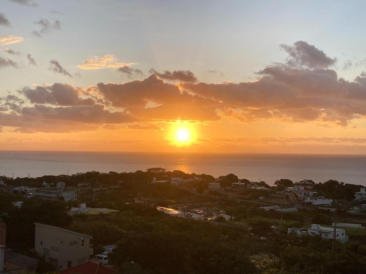 Condominium Hotel Okinawa Yumeto - Vacation Stay 04227V Nanjo Bagian luar foto